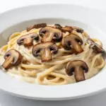 creamy vegetarian alfredo sauce - featured image